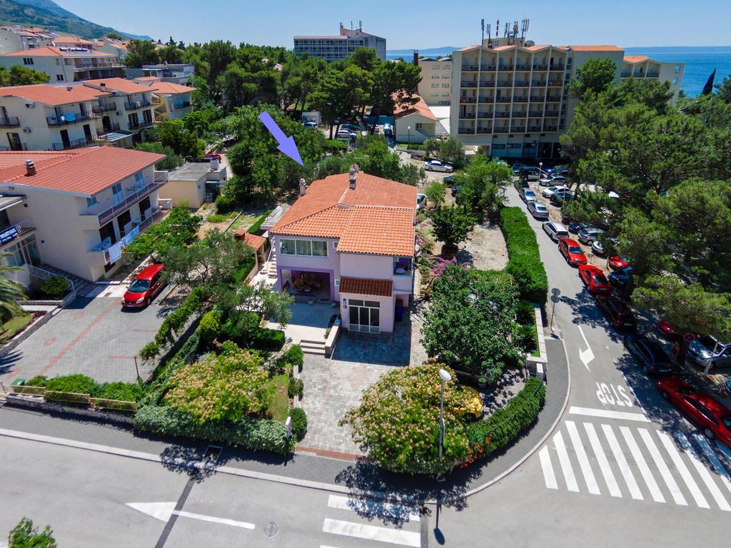 Apartments Villa Lilla Baska Voda Exterior photo